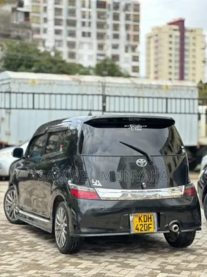 Toyota bB 2015 Black