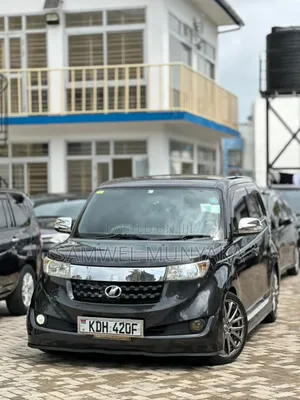 Toyota bB 2015 Black