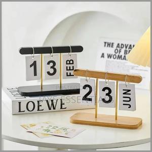 Wooden Flip Calendar - main view