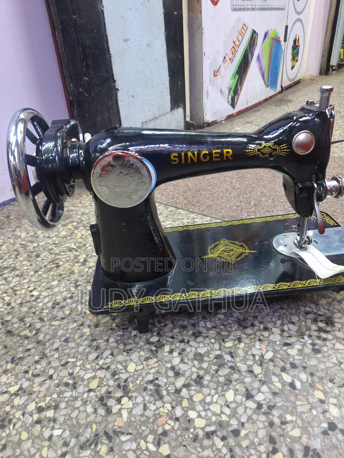 Singer Sewing Machine