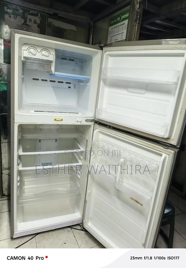 Spacious Samsung Non Frost Fridge 500l - thumbnail 2