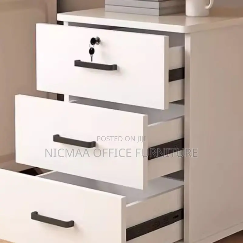 3-Drawer Pedestal