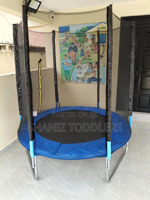 6ft Mini Outdoor/ Indoor Jumping Trampoline - main view