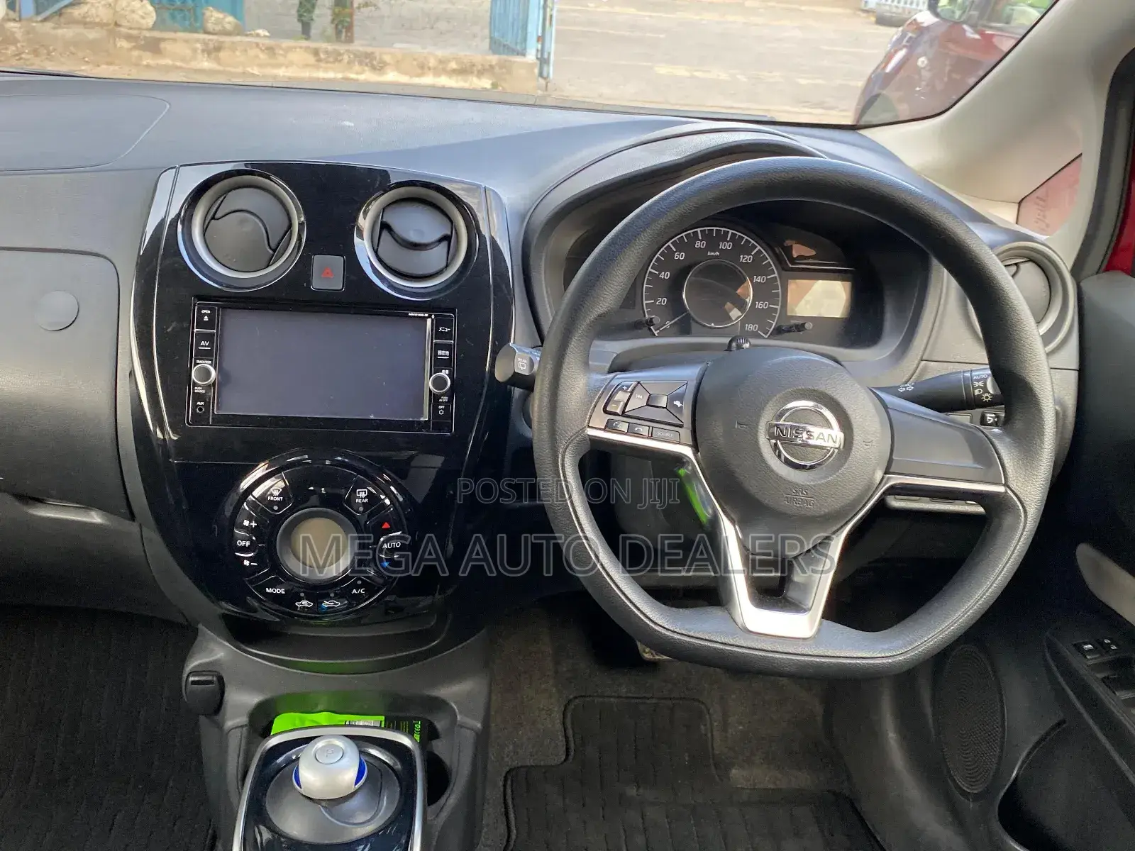 Nissan Note 2018 Red