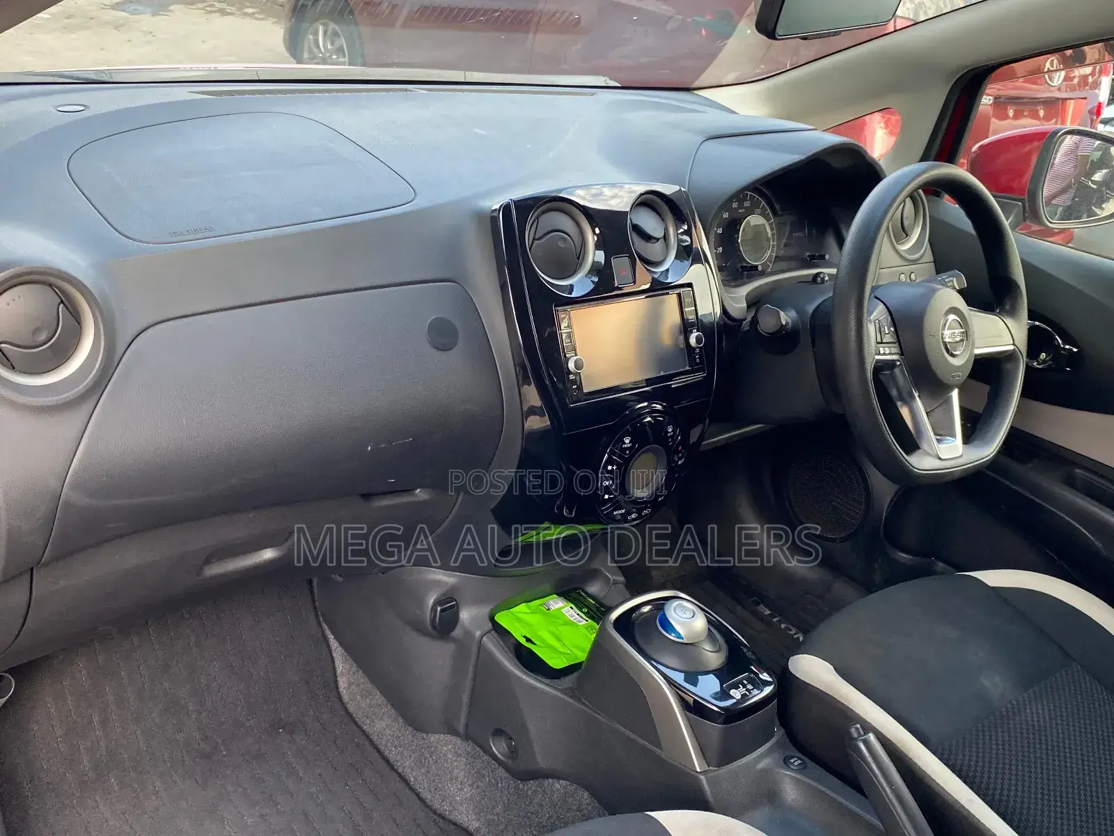 Nissan Note 2018 Red