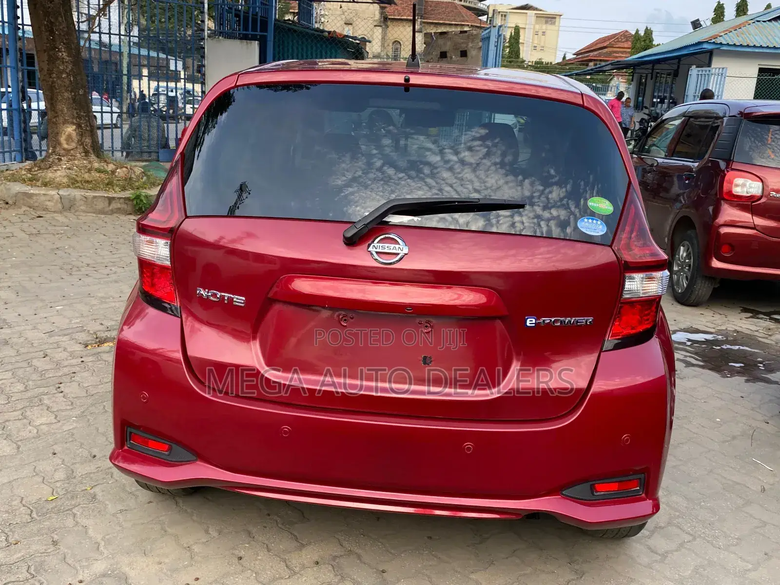 Nissan Note 2018 Red