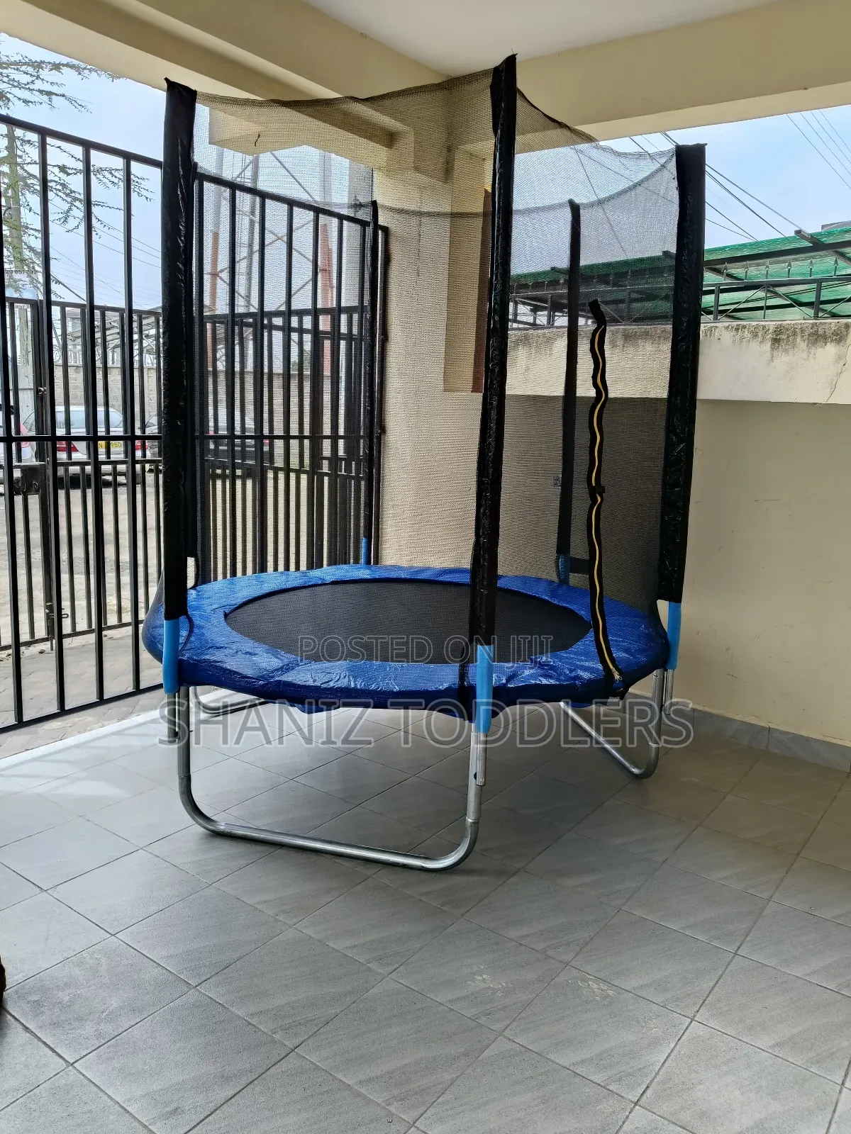 6ft Kids Play Trampoline With Net