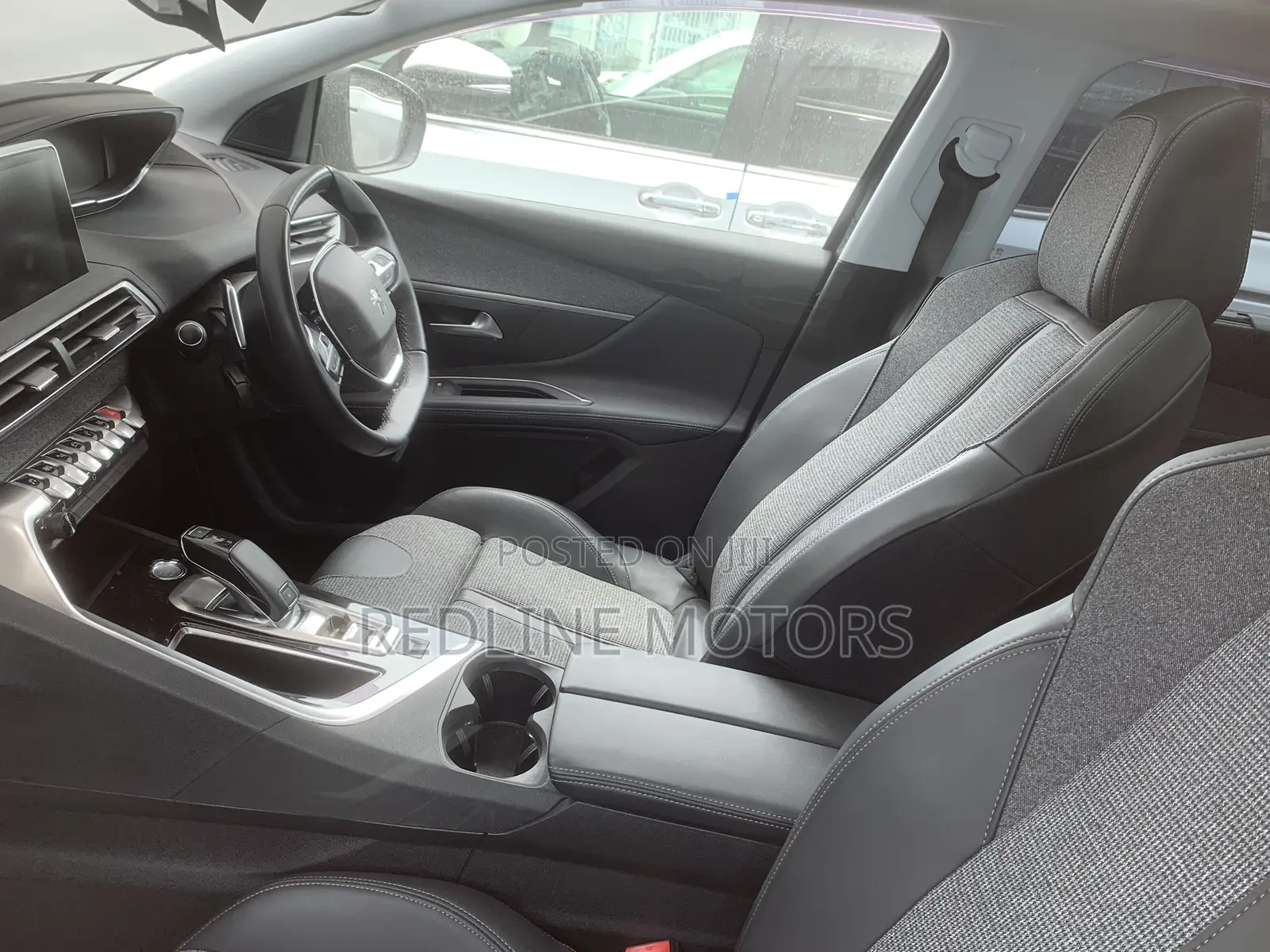Peugeot 5008 1.6 BlueHDi 120 GT Line 2019 Black