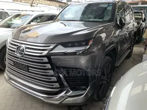 Lexus LX 2022 Ivory