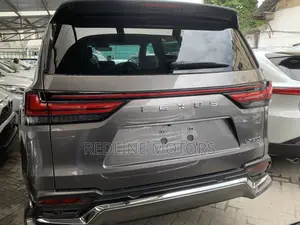 Lexus LX 2022 Ivory