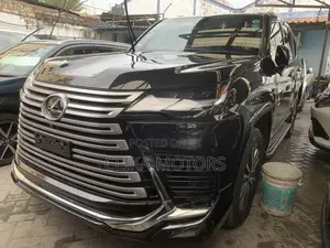 Lexus LX 2023 Matt Black