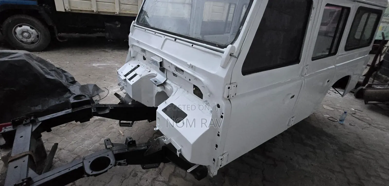 Land Rover Puma Body With Chassis and Number Plate