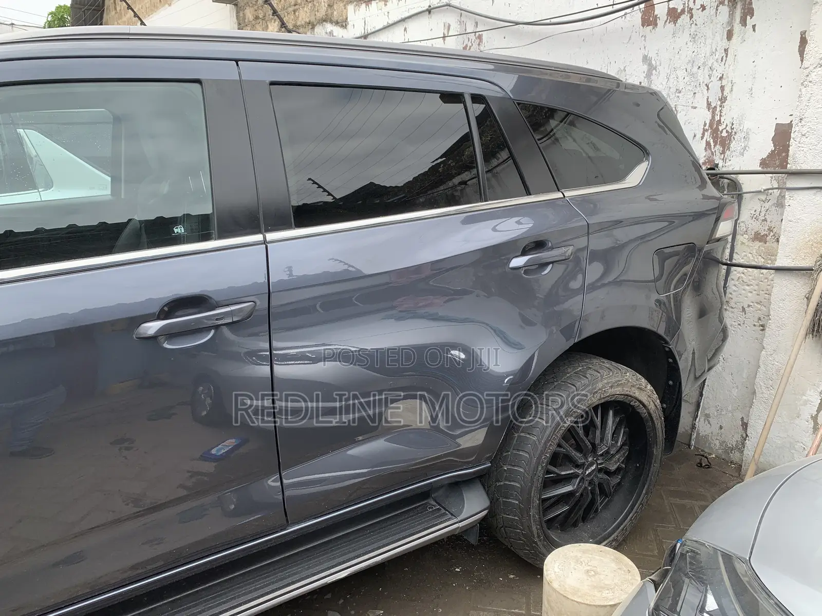 Isuzu MU-X 3.0 Ddi VGS 2021 Black