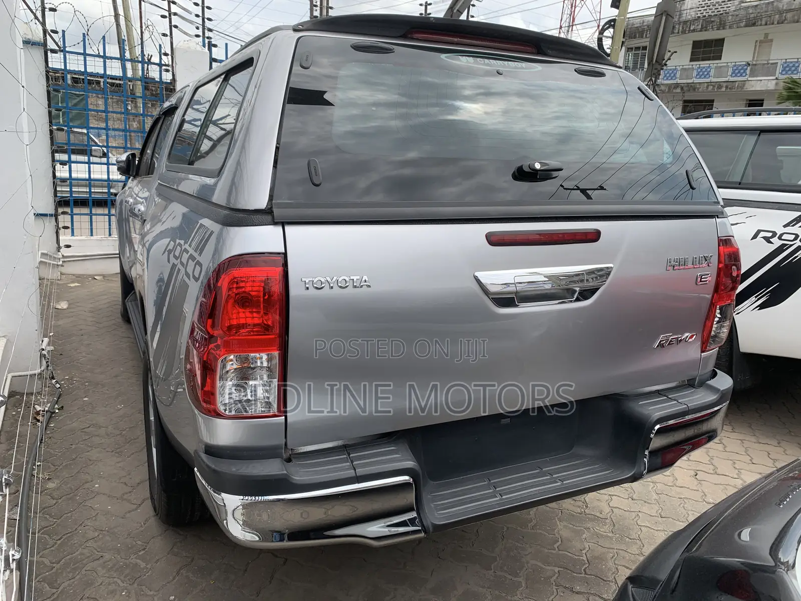 Toyota Hilux Revo Double Cab Deisel 2.8 RWD 2018 Silver