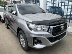 Toyota Hilux Revo Double Cab Deisel 2.8 RWD 2018 Silver