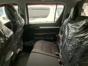 Toyota Hilux Revo Double Cab Deisel 2.8 RWD 2018 Silver