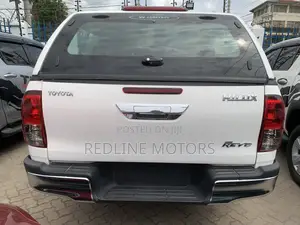 Toyota Hilux Revo Double Cab Deisel 2.8 AWD 2018 White