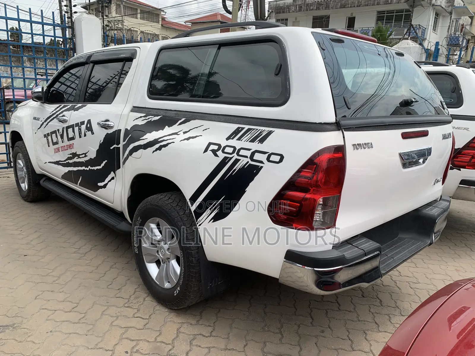 Toyota Hilux Revo Double Cab Deisel 2.8 AWD 2018 White