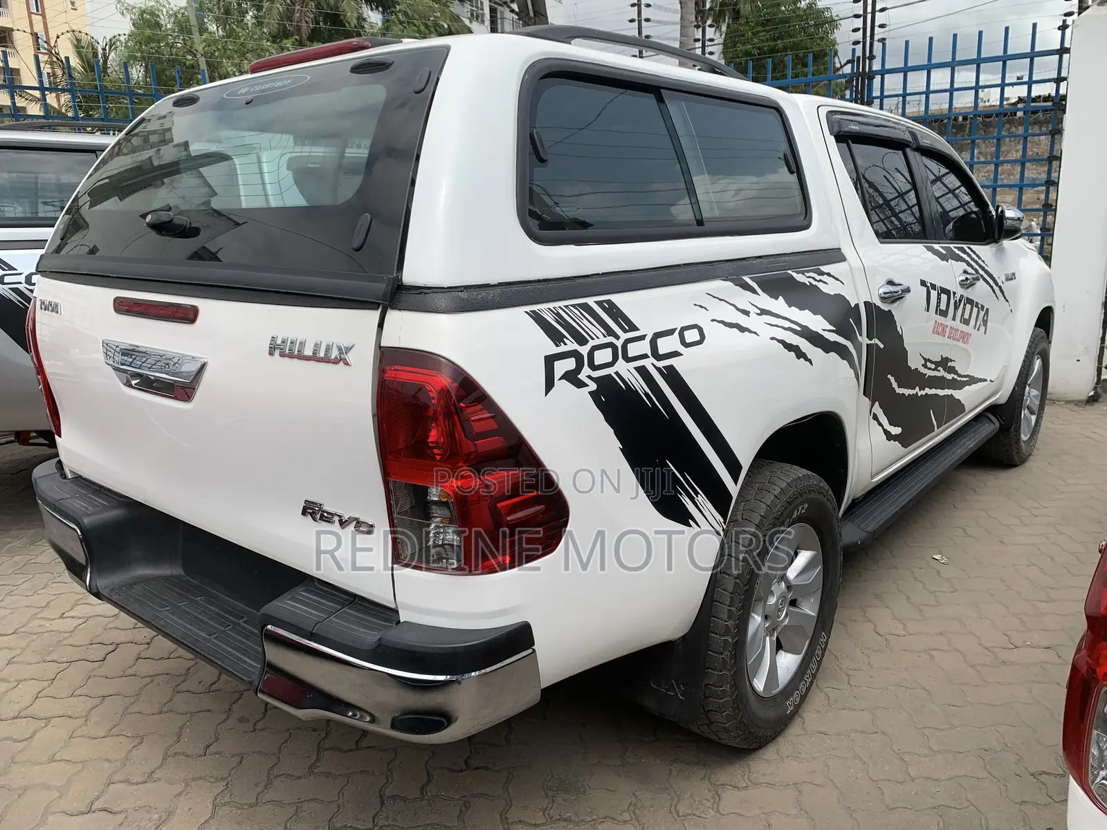 Toyota Hilux Revo Double Cab Deisel 2.8 AWD 2018 White