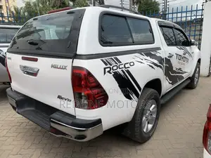 Toyota Hilux Revo Double Cab Deisel 2.8 AWD 2018 White