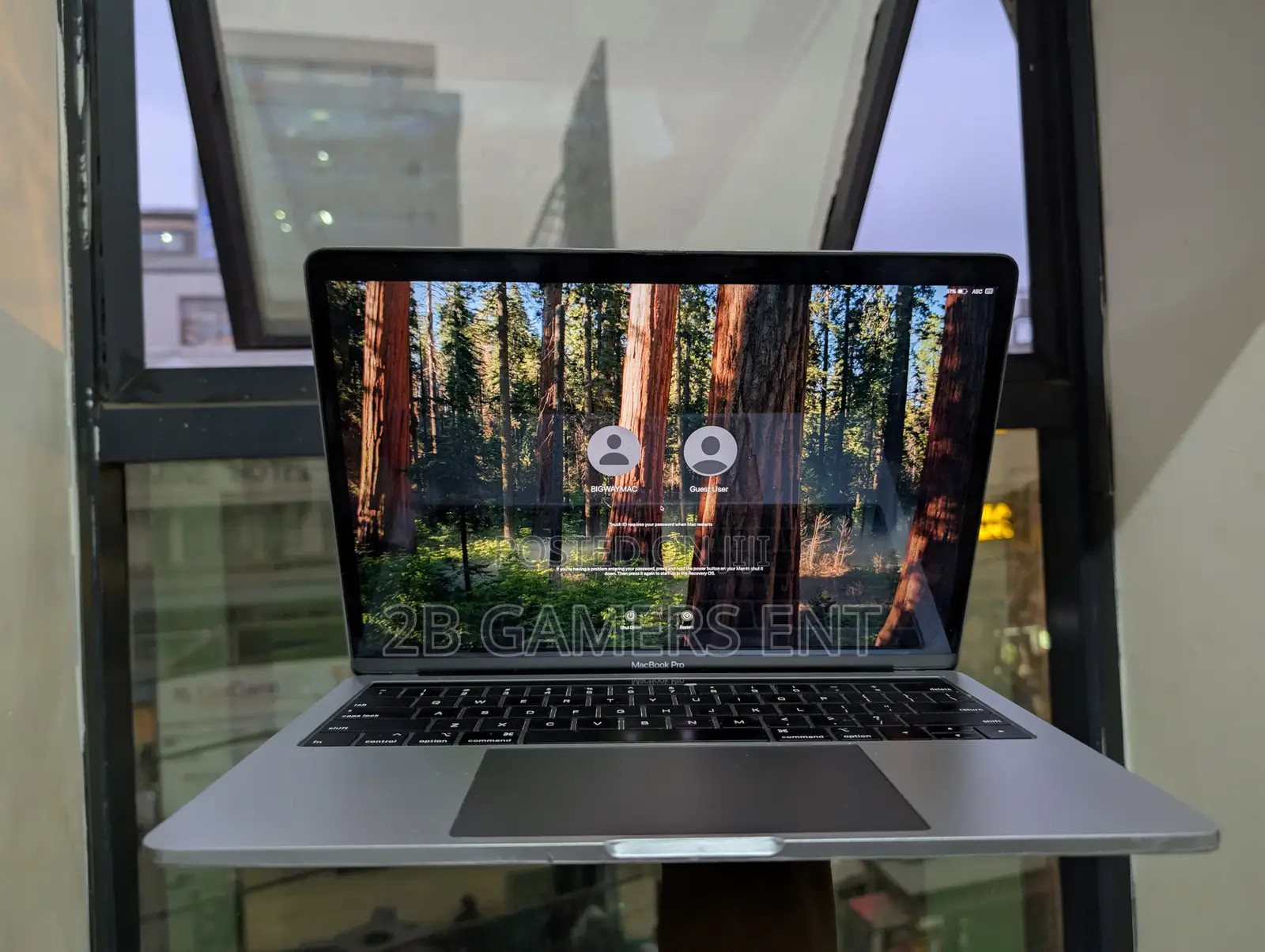 Laptop Apple MacBook Pro 2019 16GB Intel Core I7 SSD 1T