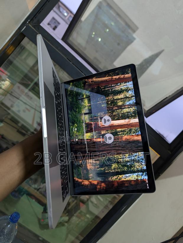 Laptop Apple MacBook Pro 2019 16GB Intel Core I7 SSD 1T
