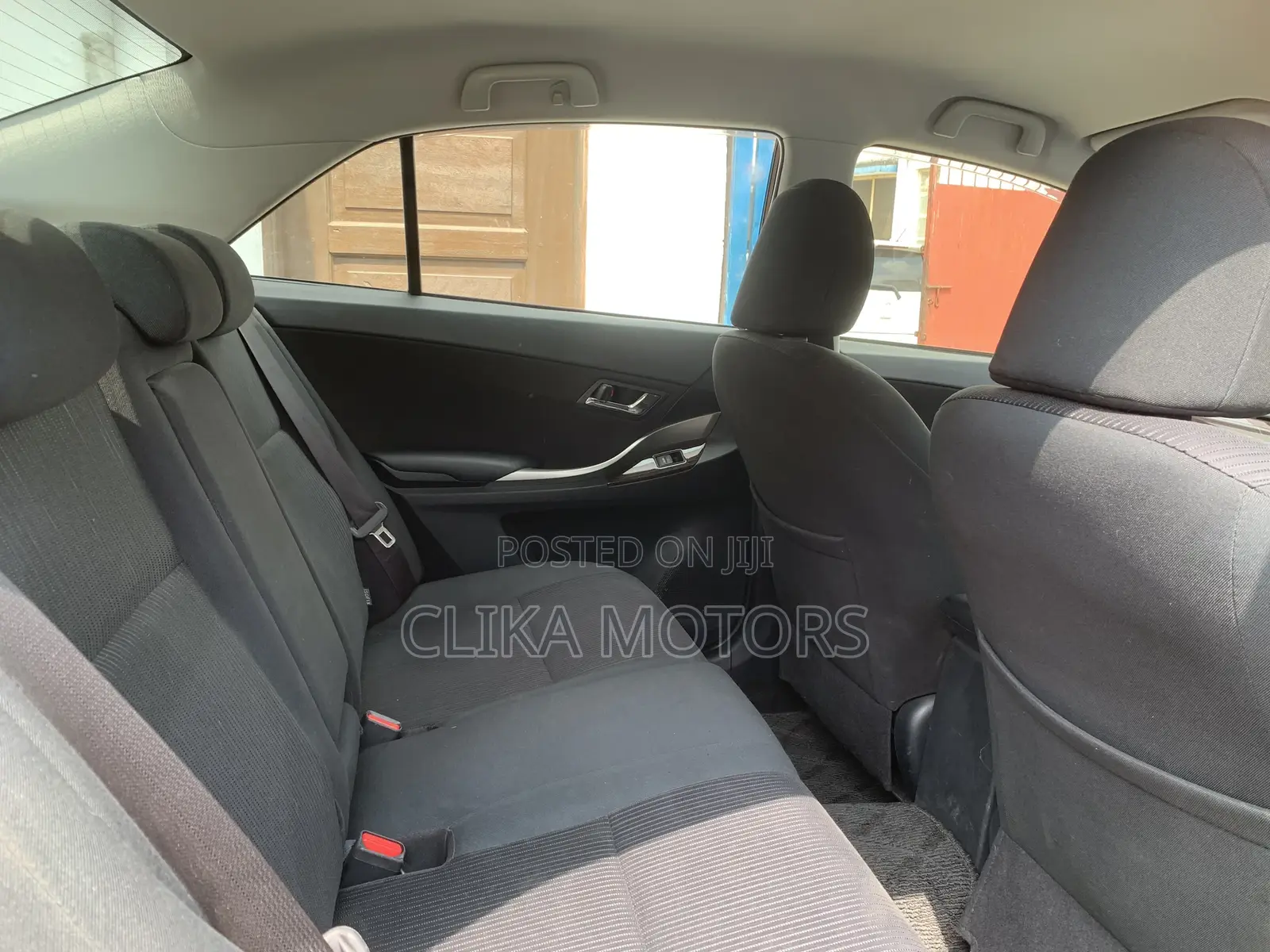 Toyota Allion 2018 Maroon
