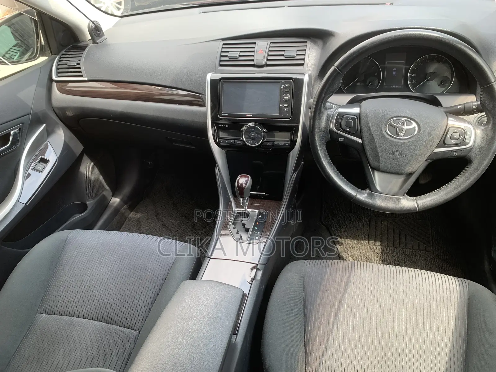 Toyota Allion 2018 Maroon