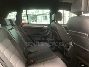 Volkswagen Tiguan 2018 Silver