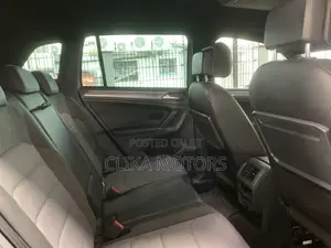 Volkswagen Tiguan 2018 Silver