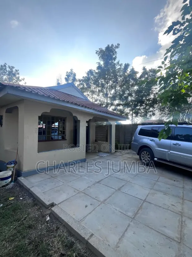 3bdrm Bungalow in Muigai Estate, Kitengela for sale