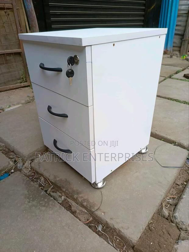 Modern Mobile Movable Office/ Bedside Drawers