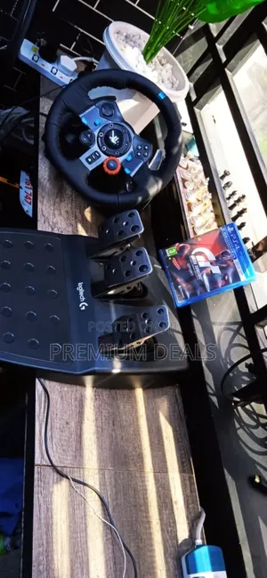 Complete Gaming Set G29 Plus Shifter and G7 Game.