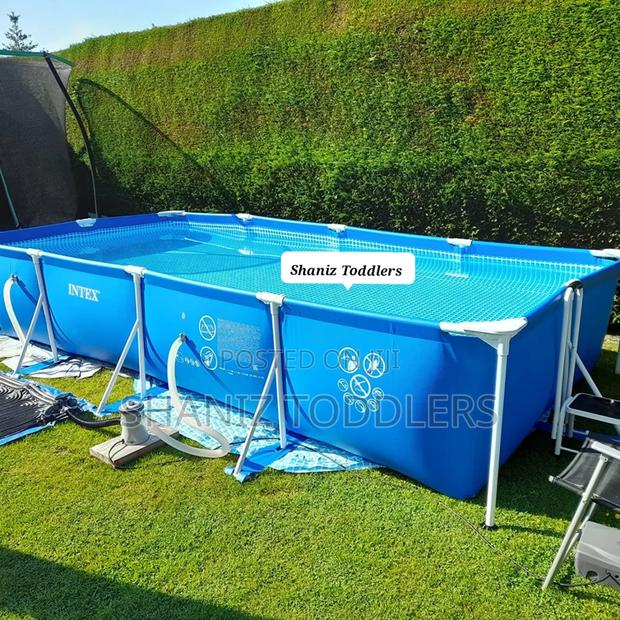 Outdoor Rectangular Metallic Swimming Pool