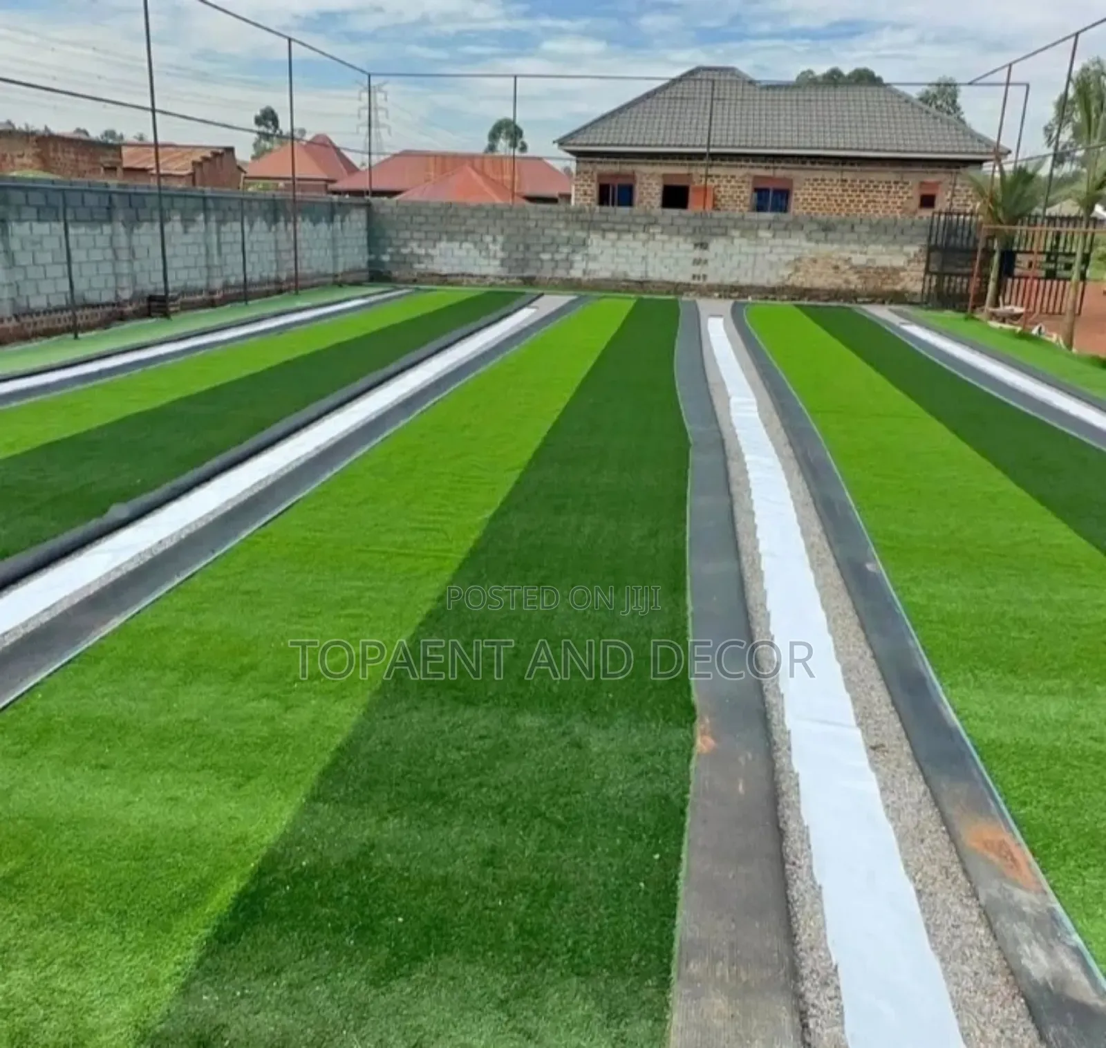Durable Synthetic Compound Artificial Grass Low Maintenance