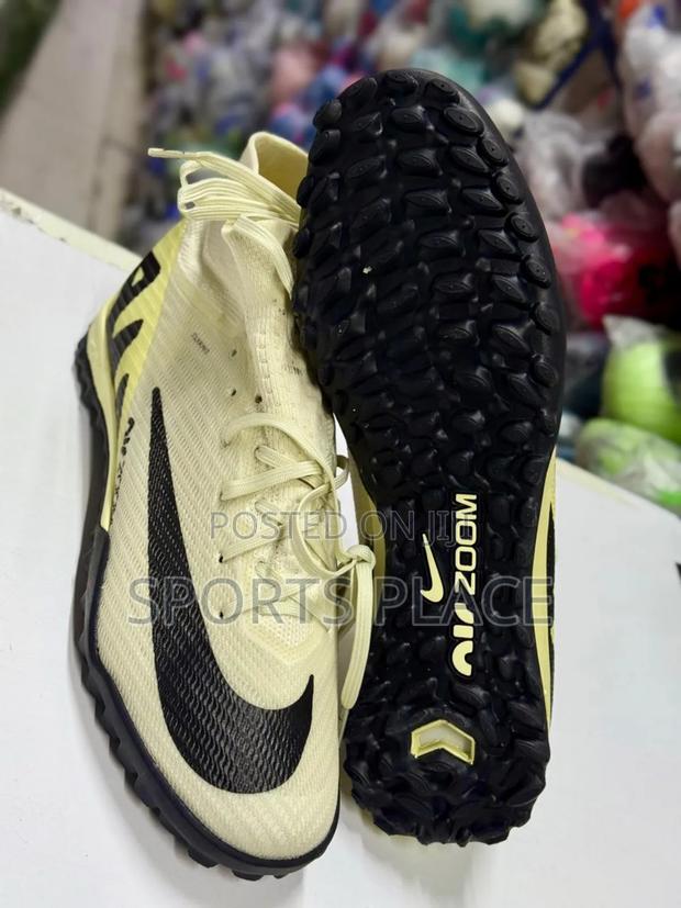 Nike Air Zoom Cream Trainers Artificial Grass Soccer Shoes