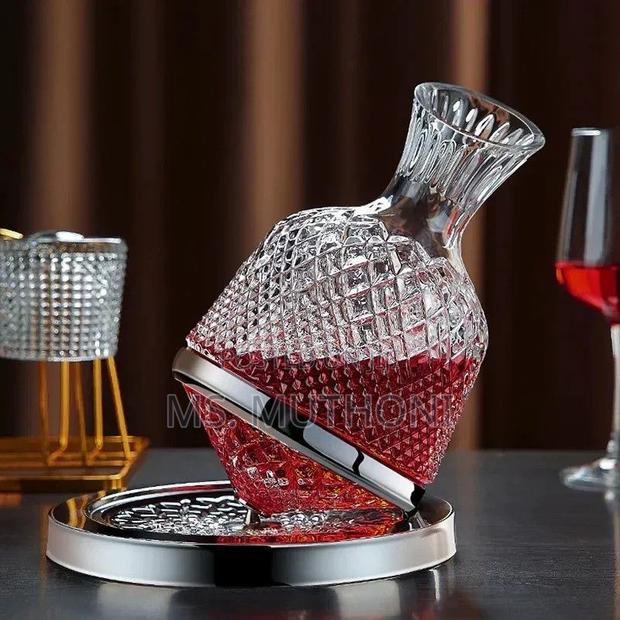Executive 1.5l 3600 Rotating Wine Decanter - thumbnail 2