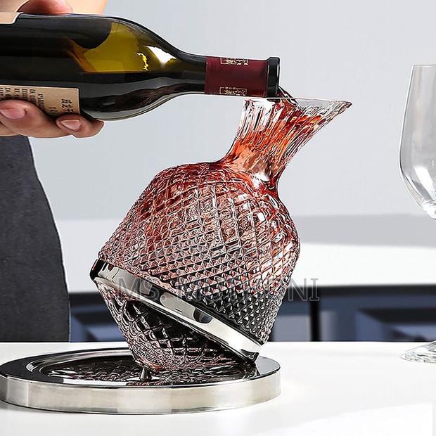 Executive 1.5l 3600 Rotating Wine Decanter - thumbnail 9