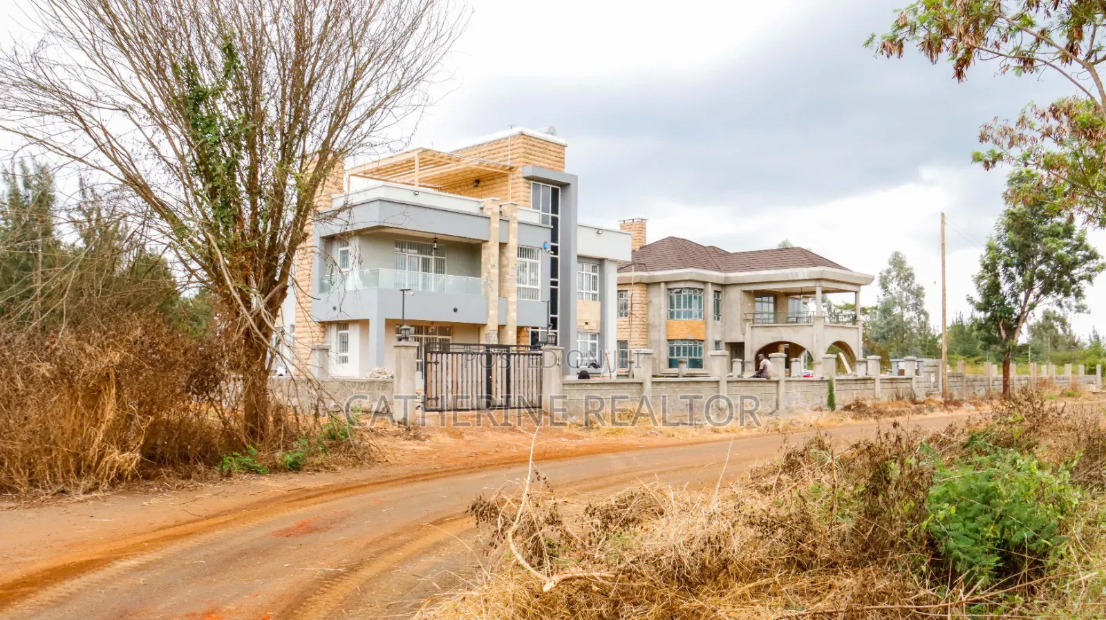 1/4 and 1/2 Acre Plots Thikagreensgolfestate