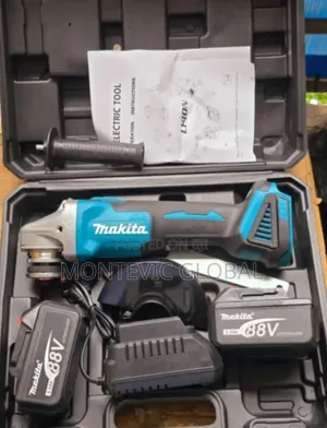 Makita Cordless Grinder With 2batteries and Charger
