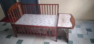 Baby Crib/Bed