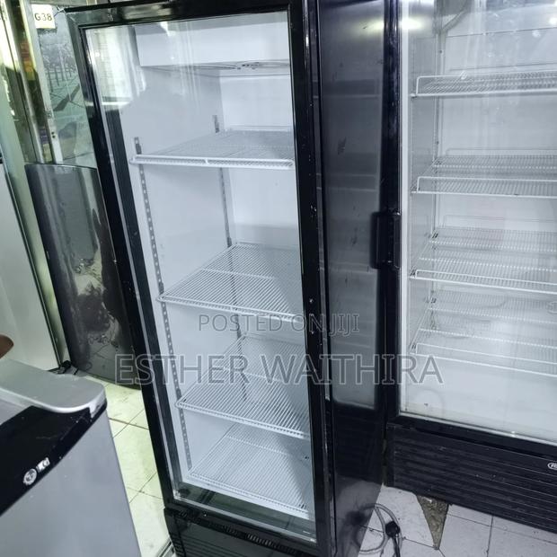 400litres Free Standing Display Fridge - thumbnail 2