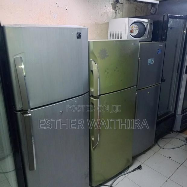 Well Maintained Fridge 250_300litres - thumbnail 2