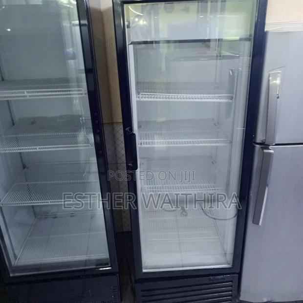 Clean Display Counter 400litres Fridge - main view
