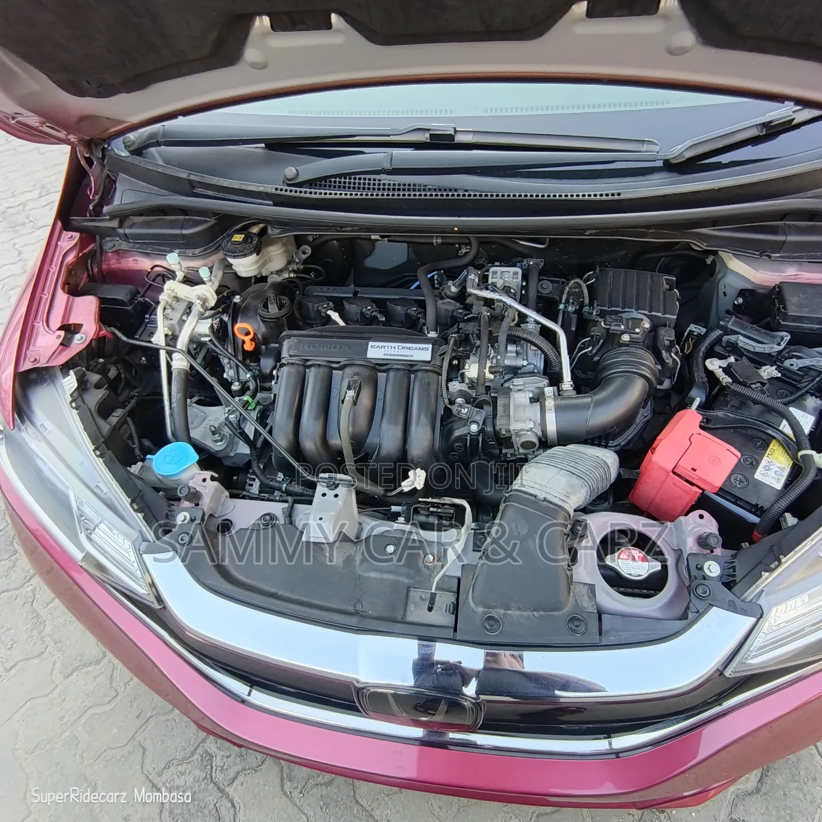 Honda Fit 2018 Maroon