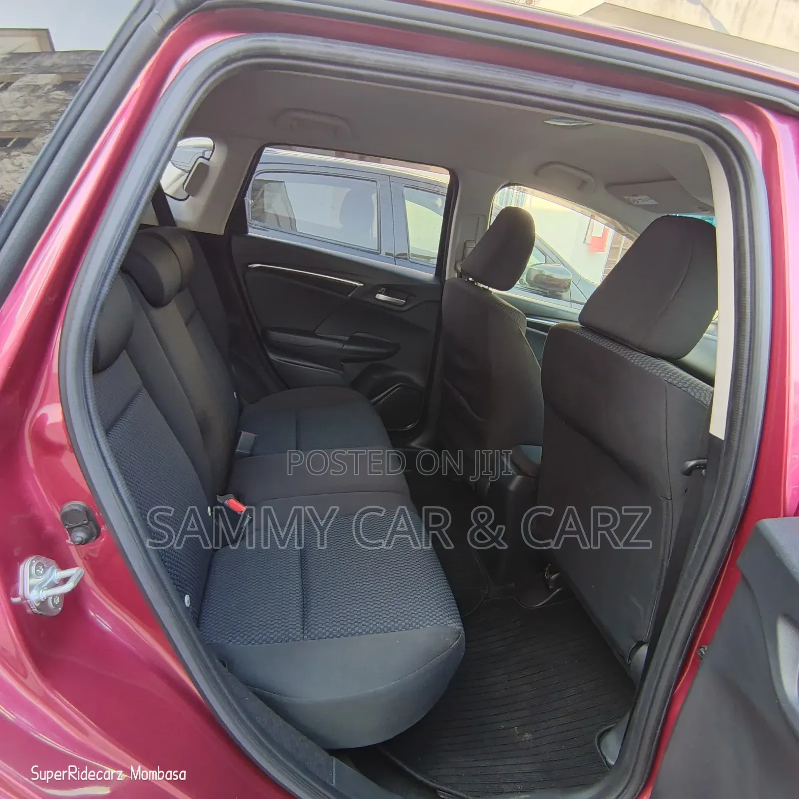Honda Fit 2018 Maroon