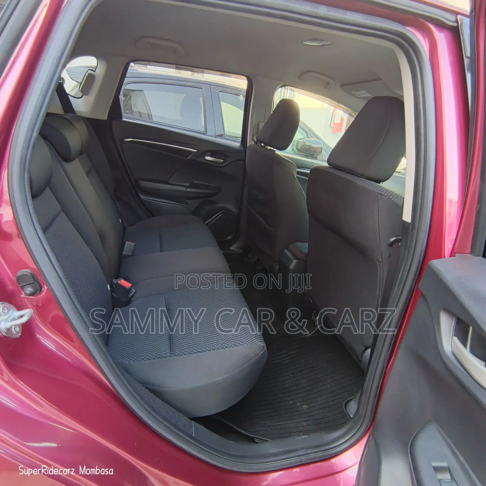 Honda Fit 2018 Maroon