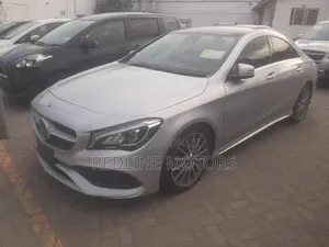 Mercedes-Benz CLA-Class CLA 180 Sedan 2018 Silver