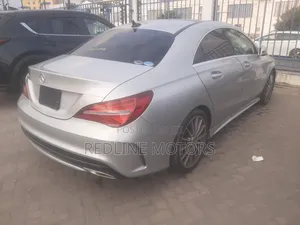 Mercedes-Benz CLA-Class CLA 180 Sedan 2018 Silver