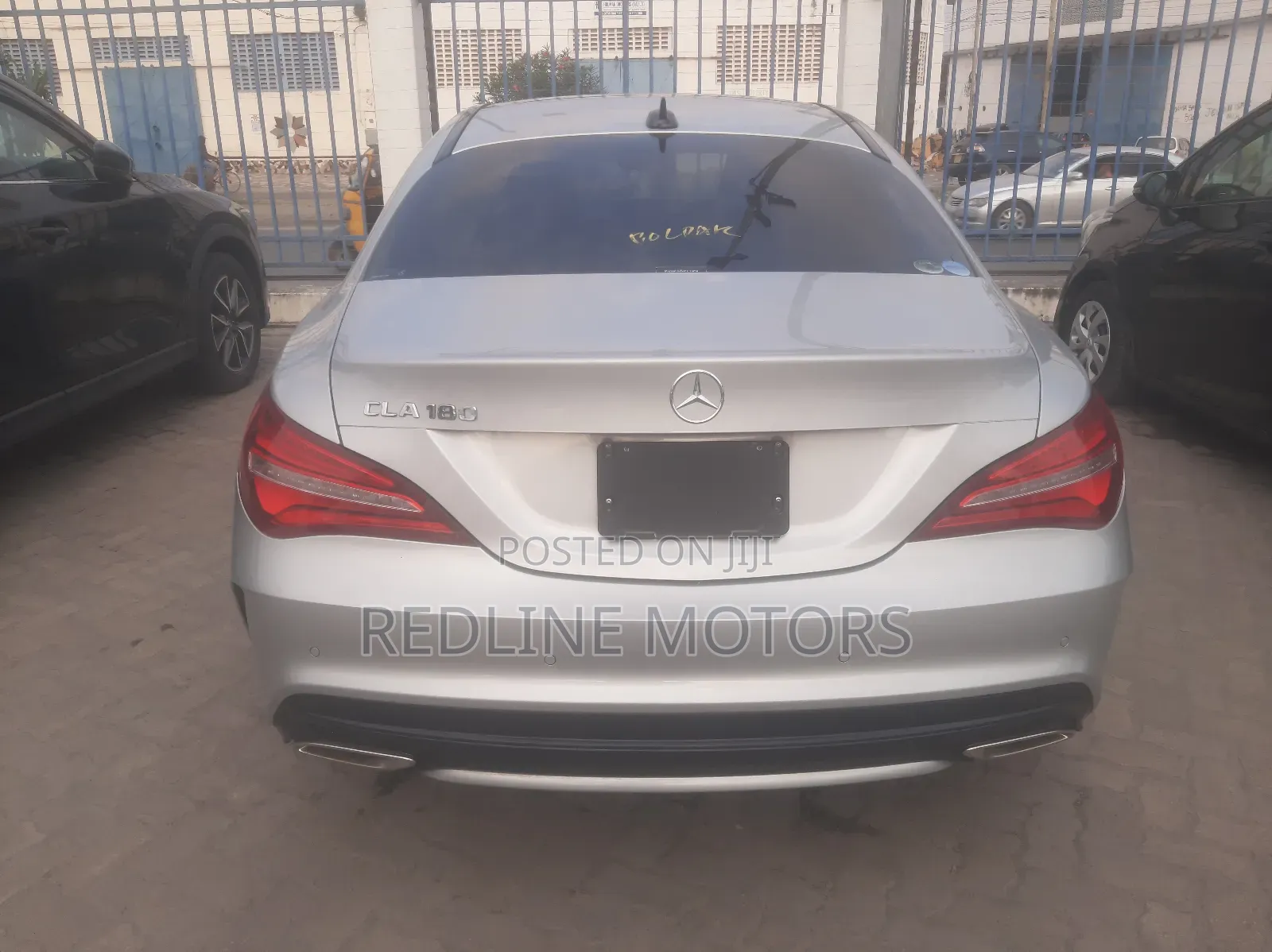 Mercedes-Benz CLA-Class CLA 180 Sedan 2018 Silver